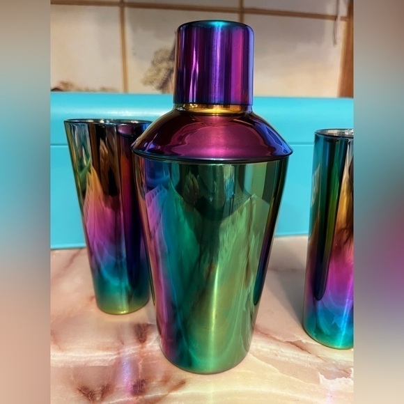 3 pc Stainless steel cocktail shaker and tumbler set - Picture 5 of 8